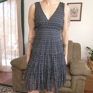 StudioM Sleeveless Tiered Print Mine Dress Size Large